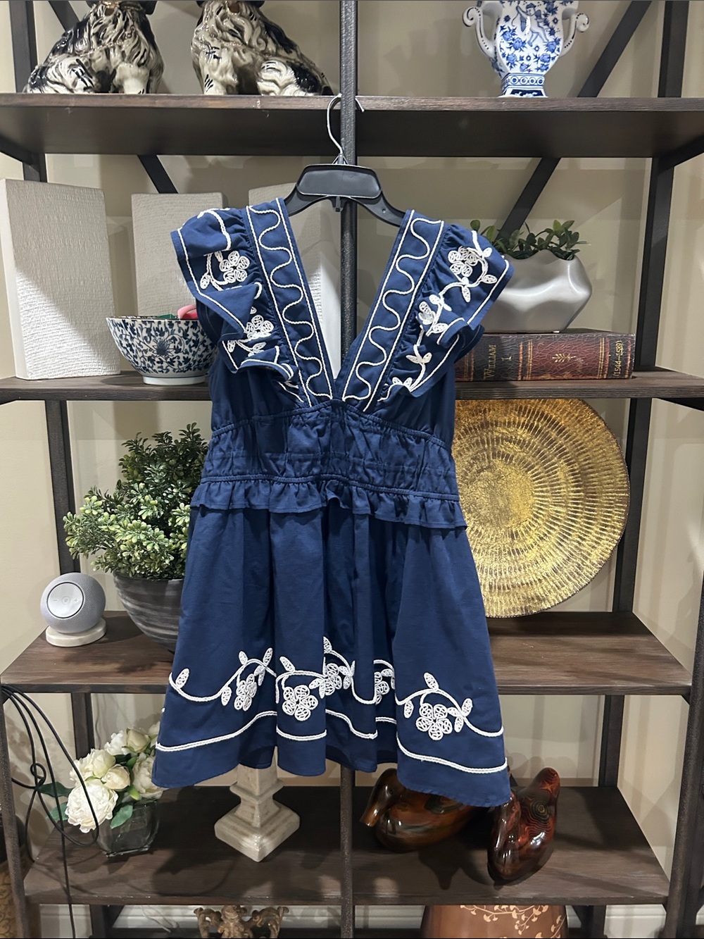 Strut & Bolt Embroidered Navy Blue womens large Dress with Ruffle V-Neck